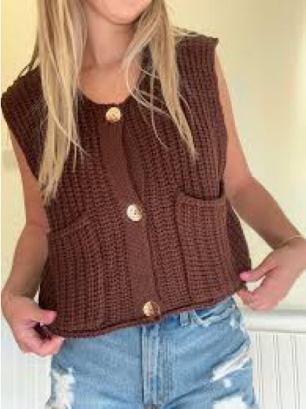Chunky Knit Button Front Sweater Vest Brown Pockets Size L